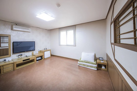 I Zone Hotel
