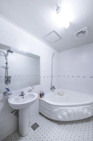 I Zone Hotel