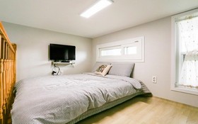 Jeju Bandi House Pension