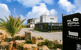 Jeju Bandi House Pension