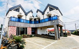 Jeju Baramui Eondeok Pension