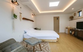 Jeju Black Stone Pension