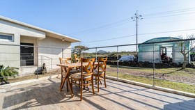 Jeju Byeoleuldameunbaramarae Pension