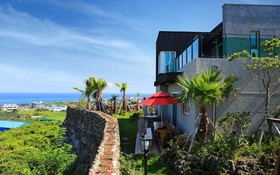 Jeju Castle Blackstone Pension