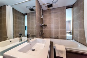 Jeju Central City Hotel
