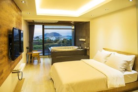 Jeju Dam Spavill