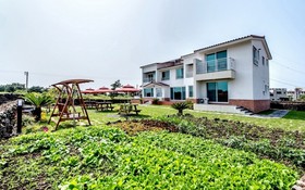 Jeju Hyeopjae Haeohreum Pension