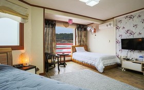 Jeju Iho Beach Pension