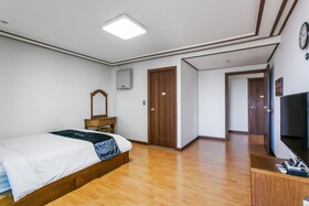 Jeju Ocean View Pension