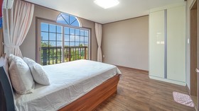 Jeju Sigan Yeohaeng Huyang Pension