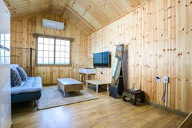 Jeju Woljeong Cello House Pension