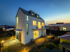 Jeju Woljeong-ri-ae Pension