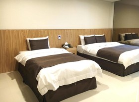 K Tourist Hotel