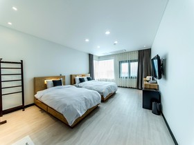 Nine Boutique Hotel