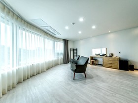 Nine Boutique Hotel