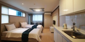 R & T Hotel