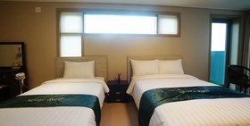 R & T Hotel