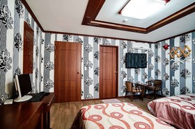 Trevi Hotel