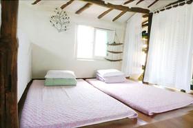 Unnie Guesthouse Hostel