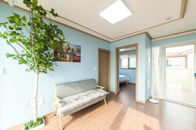 Vitamin Sea House