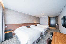 With City Hotel