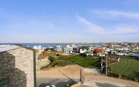 Woljeong Hill Pension