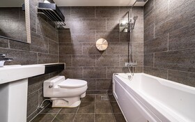 Ansan Boutique Hotel Reniel