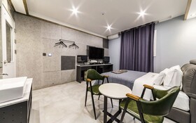 Ansan Hotel 727