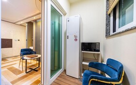 Ansan Hotel 727