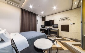 Ansan Hotel 727