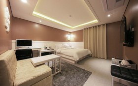 Ansan Queens Hotel