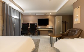 Ansan Queens Hotel