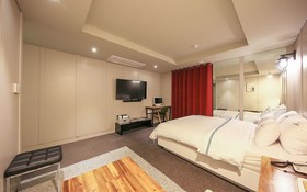 Ansan Queens Hotel