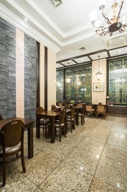 Aura Hotel