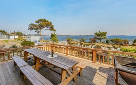 Daebudo Seaside Healing Camp Pension