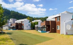 Daebudo Sunshine Kids Pool Villa