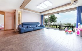 Daebudo Sunshine Kids Pool Villa
