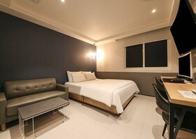 No 25 Hotel