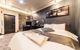 A7 Hotel