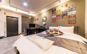 A7 Hotel