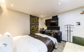 A7 Hotel