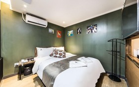 A7 Hotel