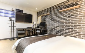 A7 Hotel