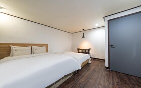 Anyang Donkey Hotel
