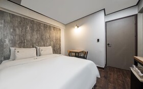 Anyang Donkey Hotel