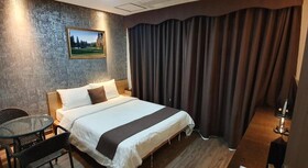 CS Premier Hotel