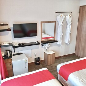 CS Premier Hotel