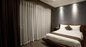 CS Premier Hotel