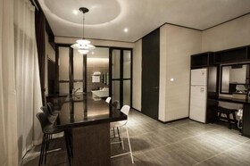 CS Premier Hotel