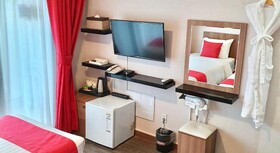 CS Premier Hotel